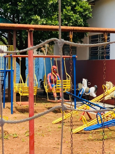 Foto 62: Trio Elétrico e personagens visitam Escolas e Creches municipais em comemoração à semana das crianças