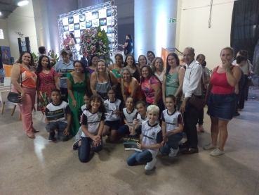 Foto 26: Quatá participa da cerimônia de encerramento e entrega das premiações da Olimpíada CIVAP 2022