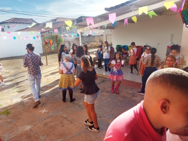 Foto 35: Quadrilha anima Festa Julina do Centro Comunitário
