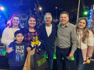 Foto 104: Sextou: grande festa marca o Dia das Mães em Quatá