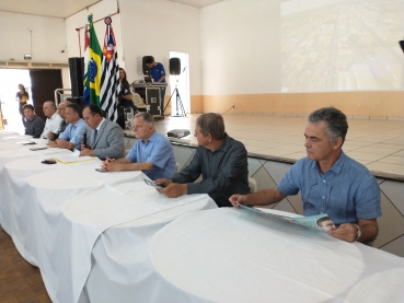 Foto 36: Quatá realiza cerimônia de entrega de títulos