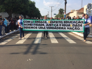 Foto 30: Quatá realiza primeiro Desfile Cívico de 7 de Setembro após a pandemia