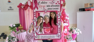 Foto 73: Dia de Beleza marca o encerramento do Outubro Rosa