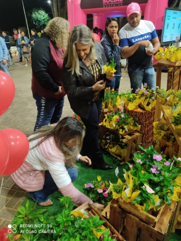 Foto 139: Sextou: grande festa marca o Dia das Mães em Quatá