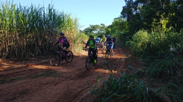 Foto 88: Solidariedade, Conscientização e Saúde! Primeiro Ecopedal reúne ciclistas da região e promove ação a favor dos animais de rua