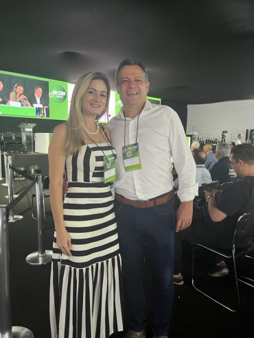 Foto 20: Quatá marca presença no Congresso dos Municípios