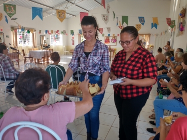 Foto 17: Festa Junina do Grupo de Convivência do Idoso da Asa Branca