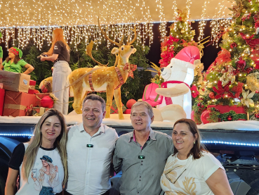 Foto 4: Carreata de Natal com as Carretas da Hengel