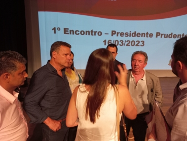 Foto 4: Prefeito Marcelo Pecchio participa do 27º Ciclo de Debates com Agentes Políticos e Públicos