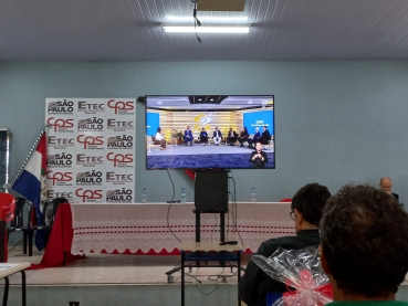 Foto 16: Alunos da Etec participam do 6º Dia de Campo