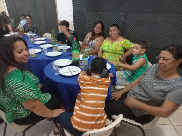 Foto 44: Funcionários Municipais de Quatá participam de grande festa