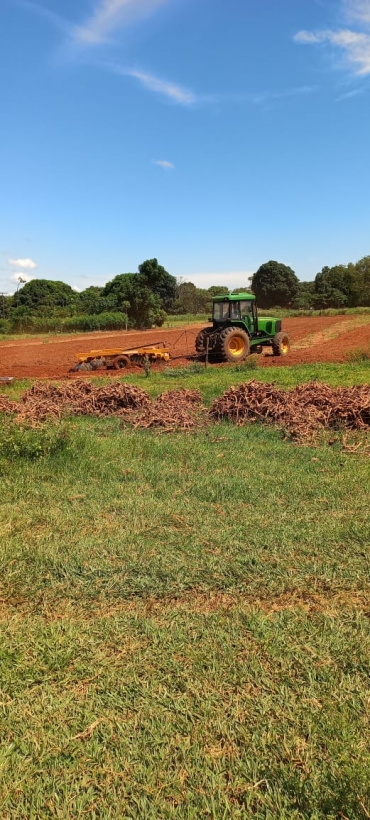 Foto 4: ZONA RURAL: ações e manutenções da Secretaria de Agricultura e Meio Ambiente 