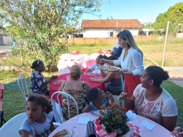 Foto 72: Cras promove tarde especial para comemorar o Dia das Mães