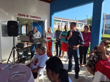 Foto 64: Cras promove tarde especial para comemorar o Dia das Mães