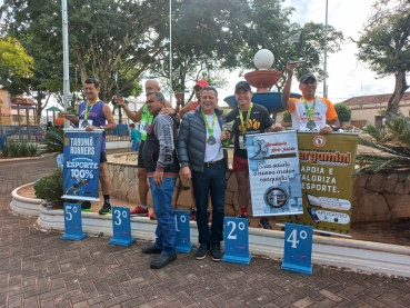 Foto 133: Prefeitura de Quatá promove 3º Corrida de Pedestre 5k TVCom Running