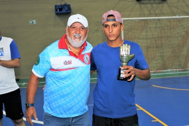 Foto 3: CAQ: Campeão do Campeonato de Futsal de Férias 
