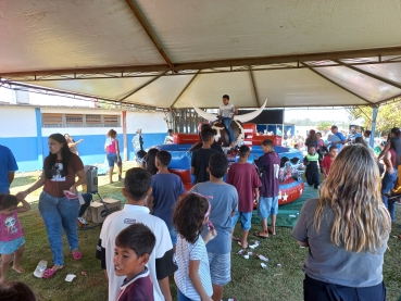 Foto 35: Grandiosa festa marca o Dia do Trabalhador