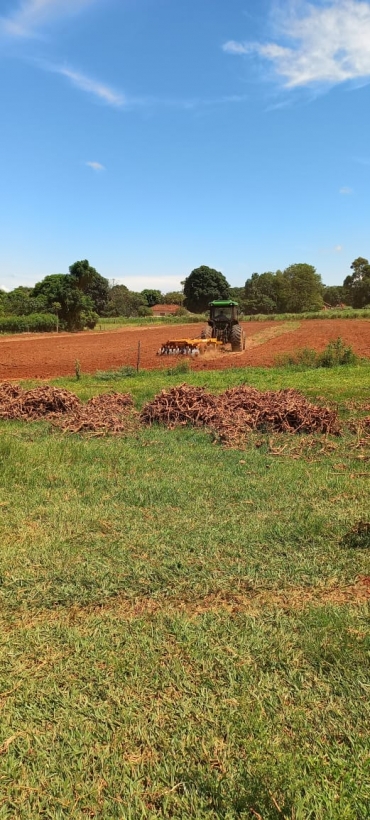 Foto 2: ZONA RURAL: ações e manutenções da Secretaria de Agricultura e Meio Ambiente 