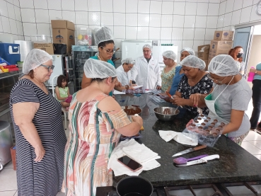 Foto 53: Delícias Gastronômicas - Aulas de Bolos Caseiros e Ovos de Páscoa