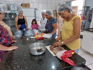 Foto 70: Delícias Gastronômicas - Aulas de Bolos Caseiros e Ovos de Páscoa