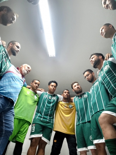 Foto 37: CAQ: Campeão do Campeonato de Futsal de Férias 