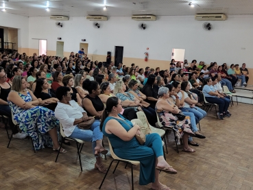 Foto 27: Neurociência é tema de palestra do 1º Seminário de 2023 realizado pela Educação