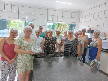 Foto 61: Delícias Gastronômicas - Aulas de Bolos Caseiros e Ovos de Páscoa