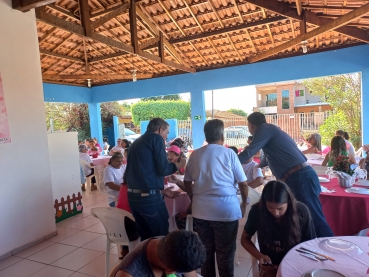 Foto 45: Cras promove tarde especial para comemorar o Dia das Mães