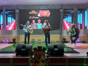 Foto 84: Dupla de Mirassol vence o IV Festival de Música Sertaneja Regional de Quatá