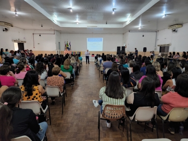 Foto 8: Neurociência é tema de palestra do 1º Seminário de 2023 realizado pela Educação