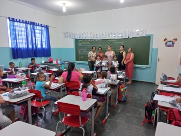 Foto 72: Volta às aulas em Quatá