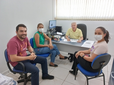 Foto 9: CER II anexo à Lumen et Fides realiza atendimento em Quatá para avaliar pacientes que necessitam de cadeiras de rodas, banho e motorizada