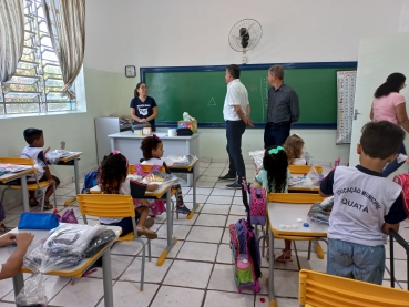 Foto 31: Volta às aulas em Quatá