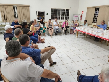 Foto 5: Moradores de Quatá são ouvidos nas reuniões do Orçamento Participativo 