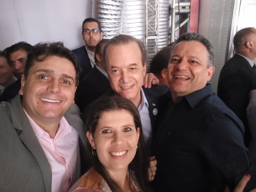 Foto 11: Quatá marca presença no Congresso dos Municípios
