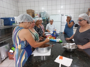 Foto 49: Delícias Gastronômicas - Aulas de Bolos Caseiros e Ovos de Páscoa