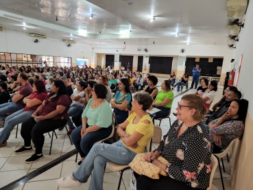 Foto 2: Neurociência é tema de palestra do 1º Seminário de 2023 realizado pela Educação
