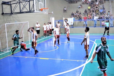 Foto 8: CAQ: Campeão do Campeonato de Futsal de Férias 