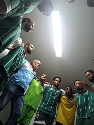 Foto 44: CAQ: Campeão do Campeonato de Futsal de Férias 