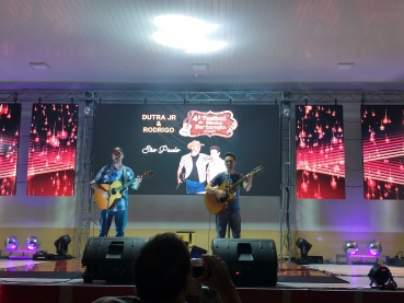 Foto 65: Dupla de Mirassol vence o IV Festival de Música Sertaneja Regional de Quatá