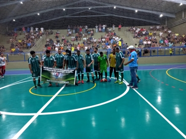 Foto 42: CAQ: Campeão do Campeonato de Futsal de Férias 