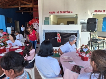 Foto 51: Cras promove tarde especial para comemorar o Dia das Mães