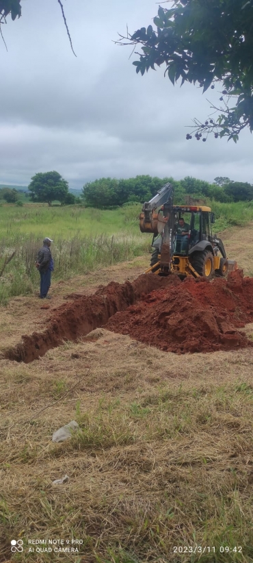 Foto 13: ZONA RURAL: ações e manutenções da Secretaria de Agricultura e Meio Ambiente 