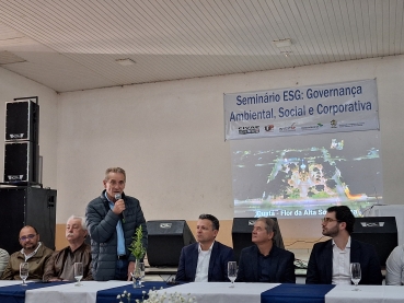 Foto 25: Quatá sedia grande evento do Governo de São Paulo sobre Investimento Sustentável
