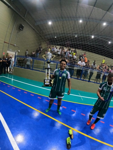 Foto 24: CAQ: Campeão do Campeonato de Futsal de Férias 