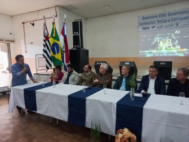 Foto 2: Quatá sedia grande evento do Governo de São Paulo sobre Investimento Sustentável