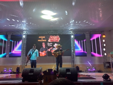 Foto 12: Dupla de Mirassol vence o IV Festival de Música Sertaneja Regional de Quatá