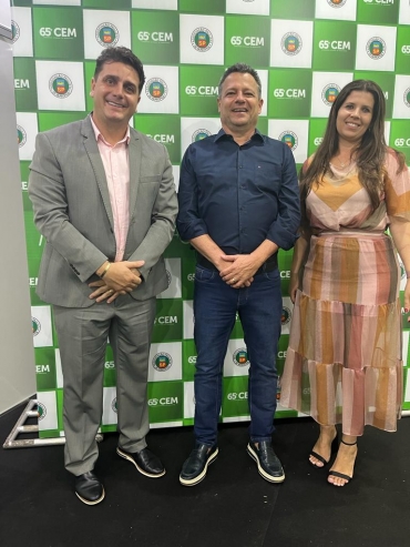 Foto 26: Quatá marca presença no Congresso dos Municípios