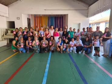 Foto 24: Mulheres funcionárias municipais recebem um carinho especial ao Dia da Mulher