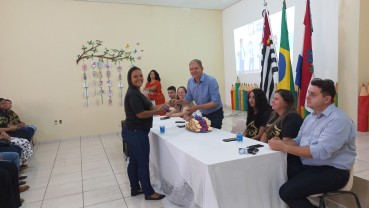 Foto 25: Agentes de Quatá participam da Cerimônia de Conclusão  dos Cursos Técnicos do Programa Saúde com Agente